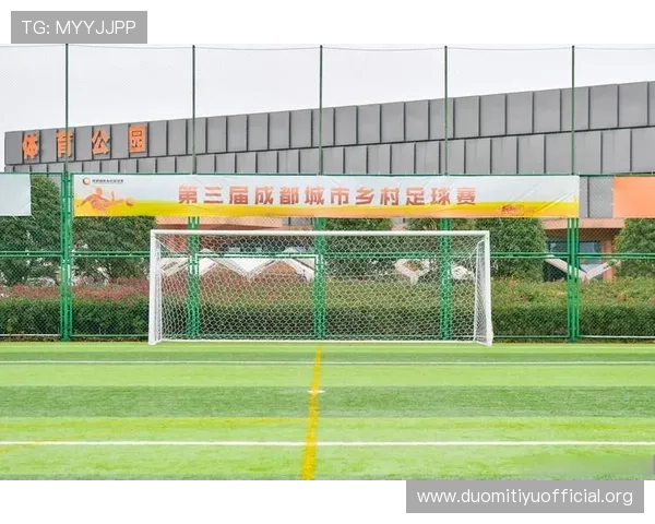 掌握第一手足球比赛资讯，下载看球吧app让你随时随地畅享精彩赛事